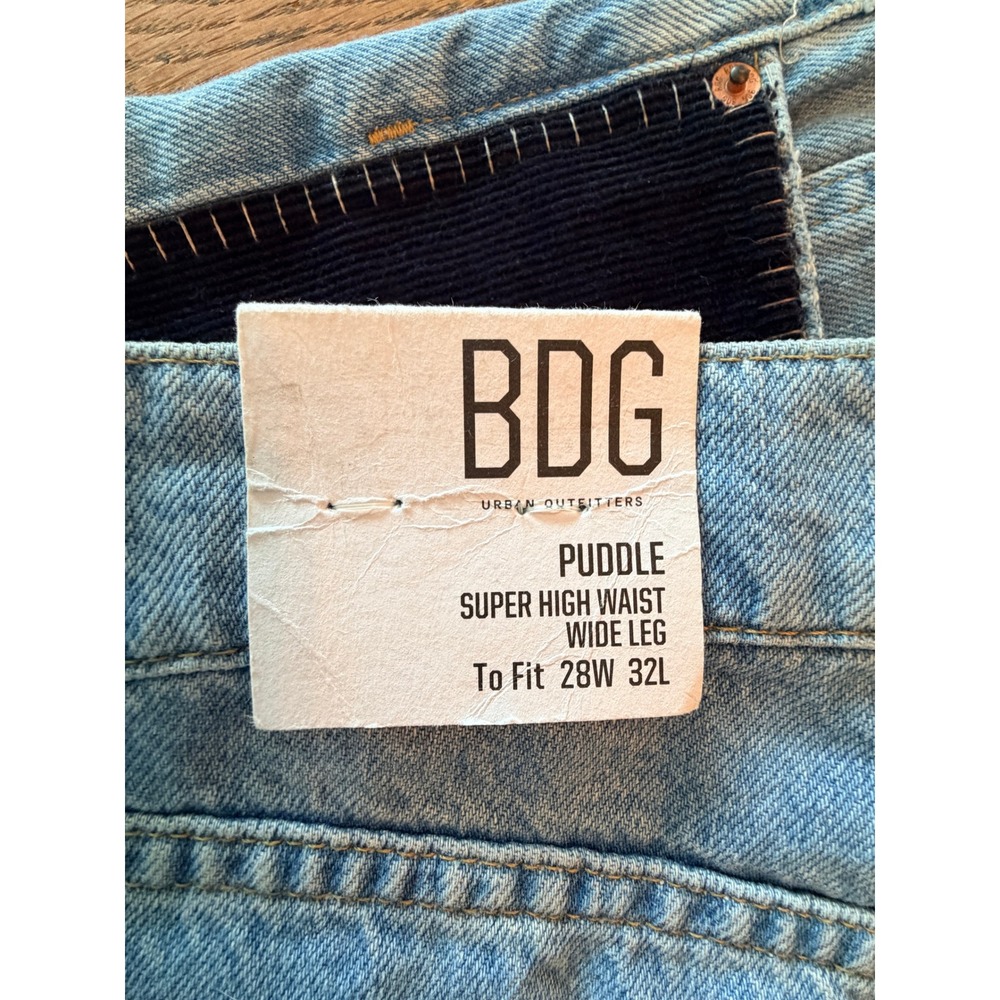 BDG Puddle Super‎ High Waist Wide Leg Patchwork Heart Jeans NWT 28 - Picture 6 of 10